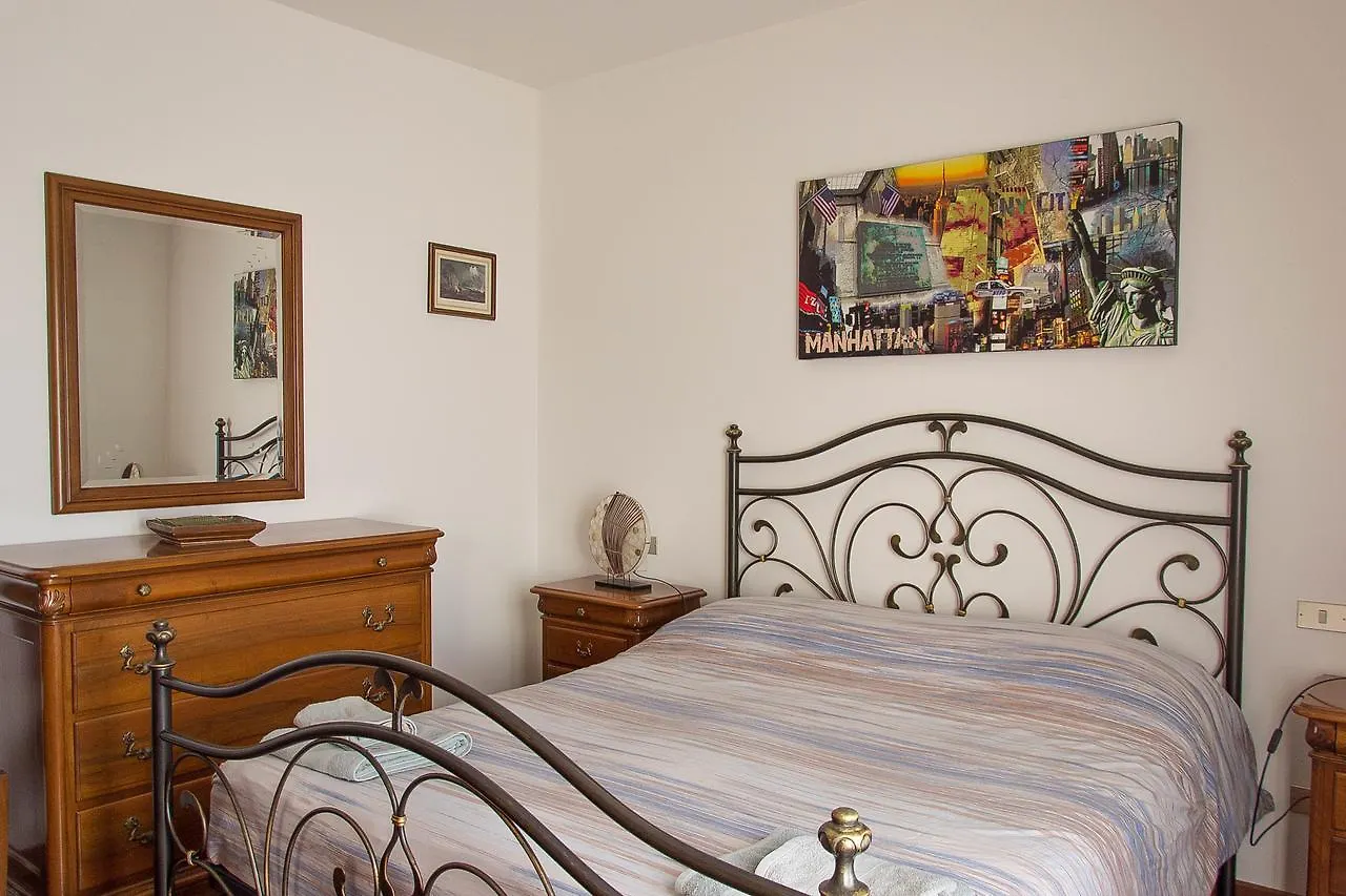 La Lupa Apartment Verona